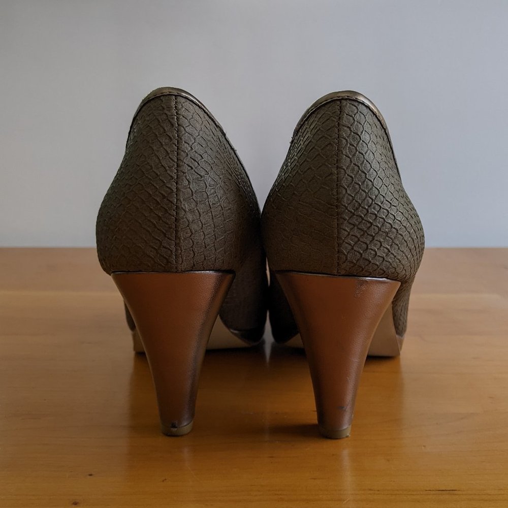 Anne Klein | Akeson | Open Toe Heels | pewter | sz 9 1/2 - Picture 4 of 8